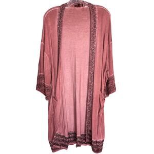 POL Distressed Look Embroidered Kimono